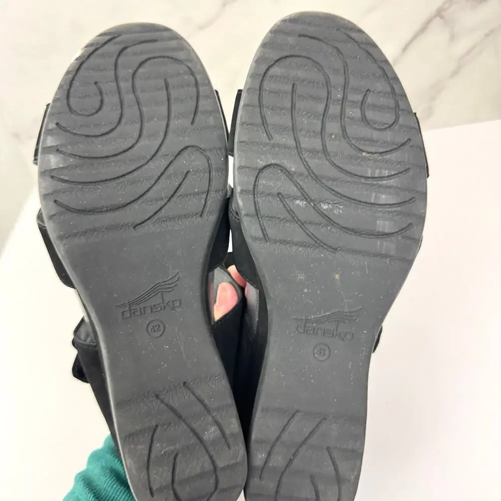 Dansko Womens Aubree Nubuck Sandal Sz 42 / 11.5-12 Leather Comfort Minimal Black